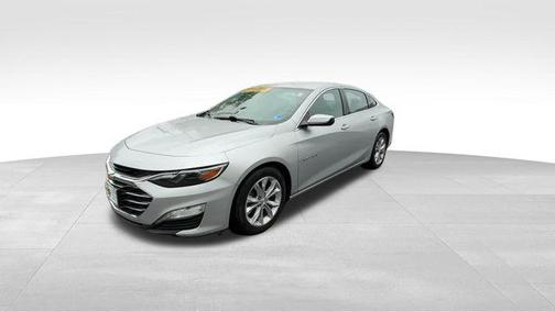 Silver Ice Metallic 2020 Chevrolet Malibu FWD LT