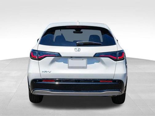 Platinum White Pearl 2027 Honda HR-V EX-L