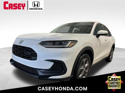 Platinum White Pearl 2026 Honda HR-V LX