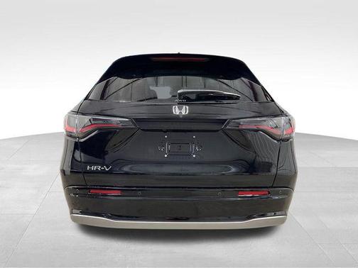 Crystal Black Pearl 2026 Honda HR-V EX-L
