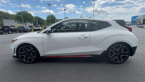 2022 Hyundai Veloster N Base