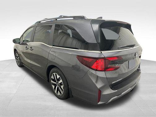 Modern Steel Metallic 2026 Honda Odyssey EX-L