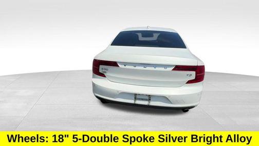 Crystal White Pearl 2018 Volvo S90 T5 Momentum