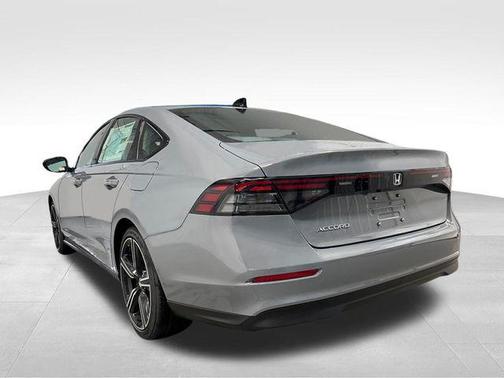 Urban Gray Pearl 2026 Honda Accord SE