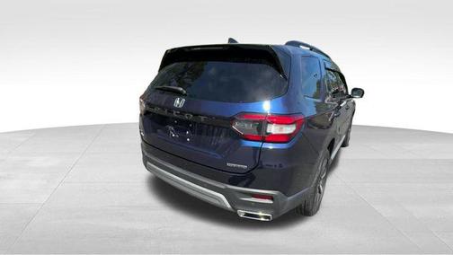 2024 Honda Pilot Touring 8-Passenger