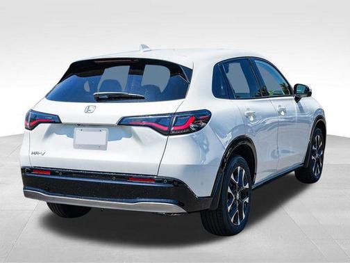 Platinum White Pearl 2027 Honda HR-V EX-L