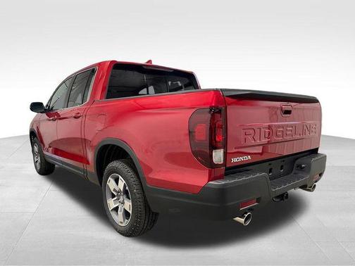 Radiant Red Metallic II 2026 Honda Ridgeline RTL