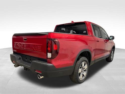 Radiant Red Metallic II 2026 Honda Ridgeline RTL