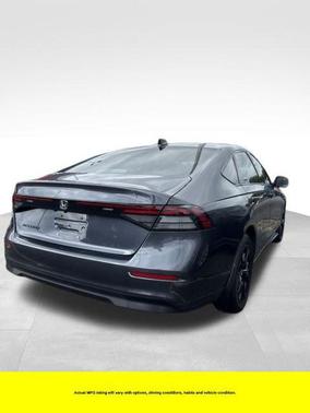 Meteorite Gray Metallic 2025 Honda Accord SE