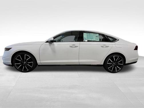 Platinum White Pearl 2026 Honda Accord Hybrid Touring