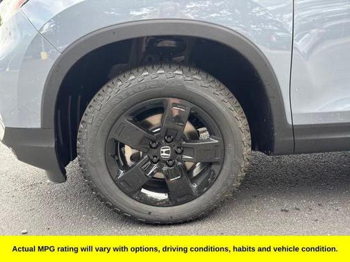 2025 Honda Ridgeline Black