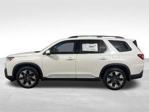 Platinum White Pearl 2026 Honda Pilot Elite