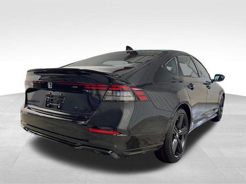 Crystal Black Pearl 2026 Honda Accord Hybrid Sport-L