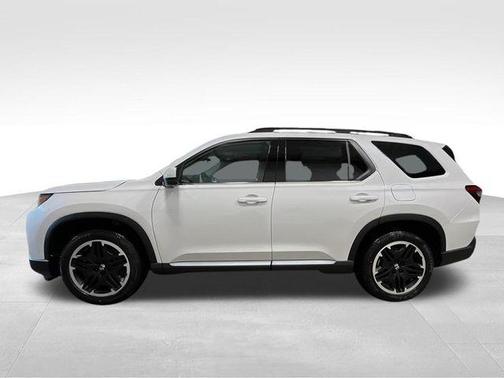 Platinum White Pearl 2026 Honda Pilot Touring 8-Passenger