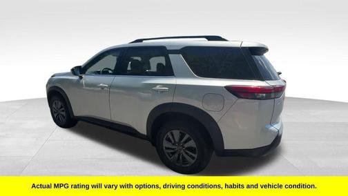 Brilliant Silver Metallic 2024 Nissan Pathfinder SV FWD