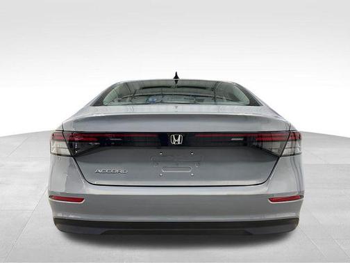Urban Gray Pearl 2026 Honda Accord SE