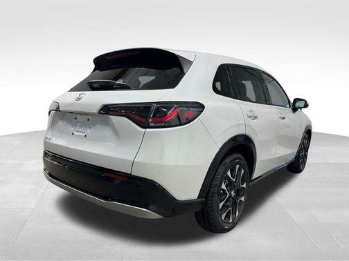 Platinum White Pearl 2027 Honda HR-V EX-L