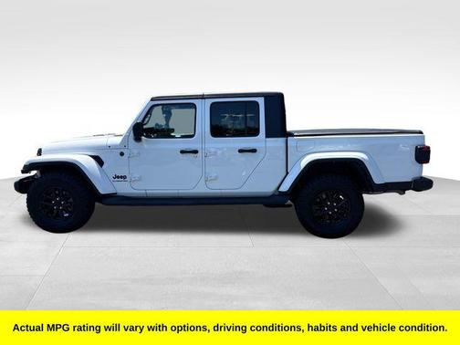 Bright White Clearcoat 2022 Jeep Gladiator Sport S