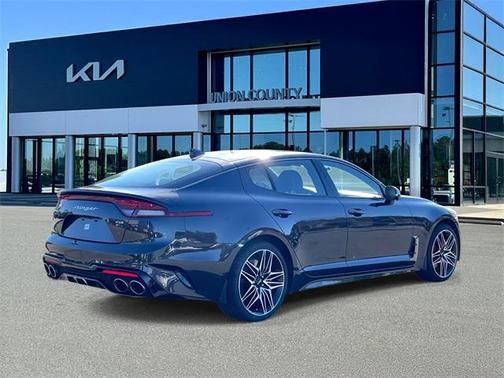 2023 Kia Stinger GT2