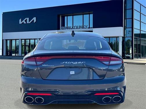 2023 Kia Stinger GT2
