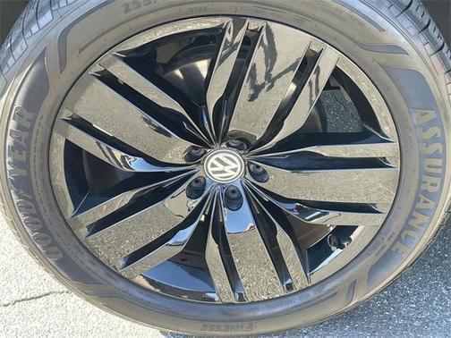 2019 Volkswagen Atlas 3.6L SE w/Technology