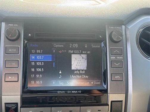 2017 Toyota Tundra SR5