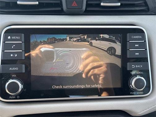 2021 Nissan Versa 1.6 SV