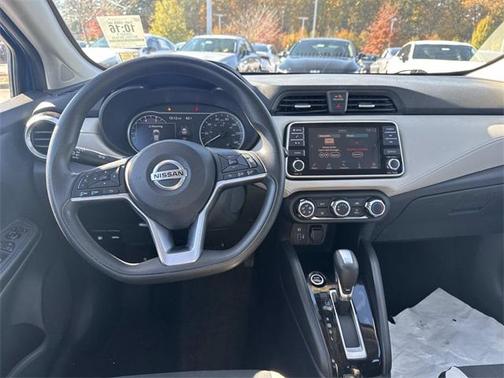 2021 Nissan Versa 1.6 SV