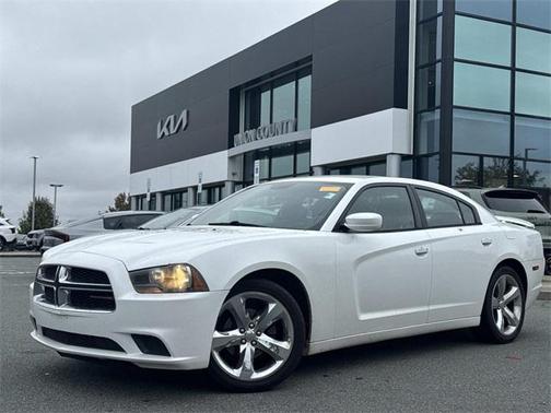 2014 Dodge Charger SE