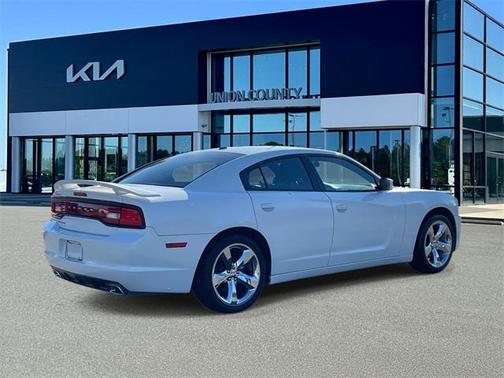 2014 Dodge Charger SE