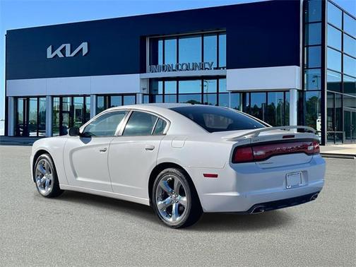 2014 Dodge Charger SE