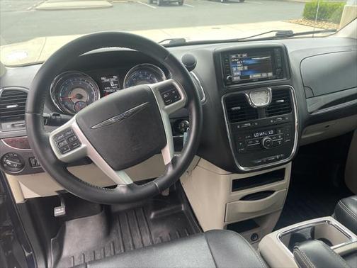 2015 Chrysler Town & Country Touring