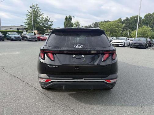 Black Pearl 2024 Hyundai TUCSON SEL