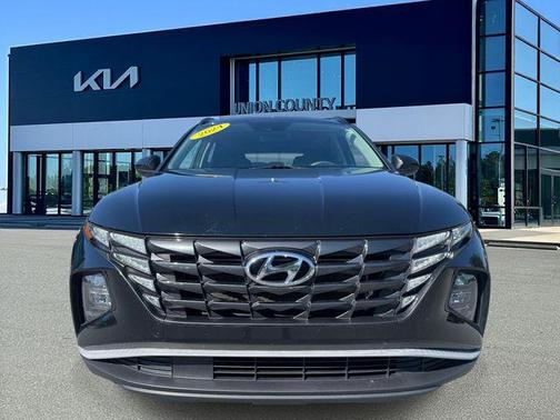 Black Pearl 2024 Hyundai TUCSON SEL
