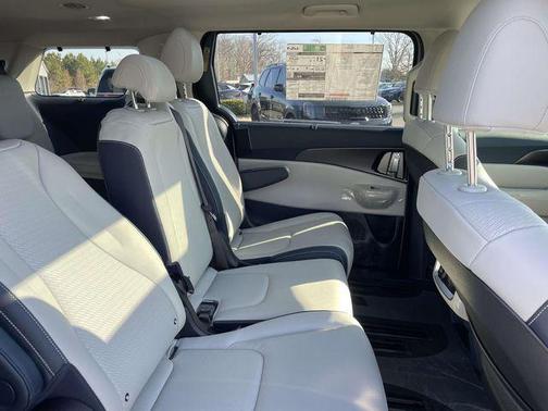 2026 Kia Carnival SX Prestige