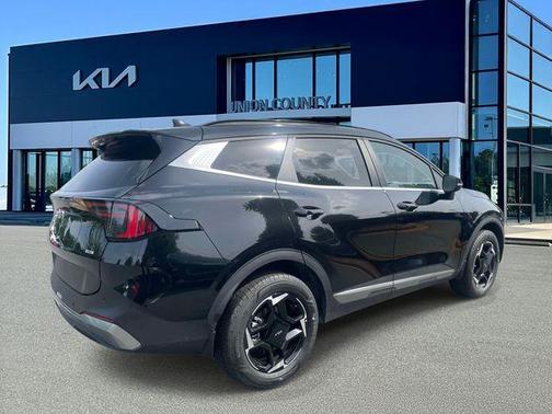 Fusion Black 2026 Kia Sportage Hybrid EX