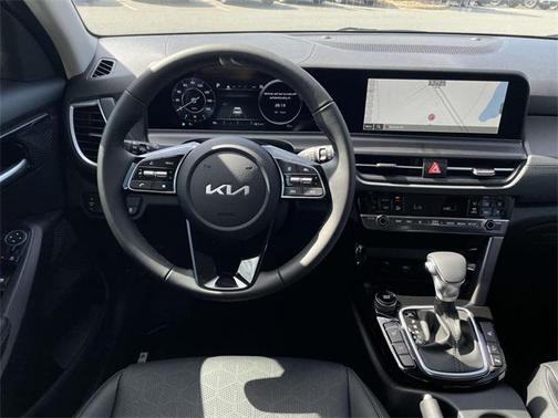 2025 Kia Seltos EX