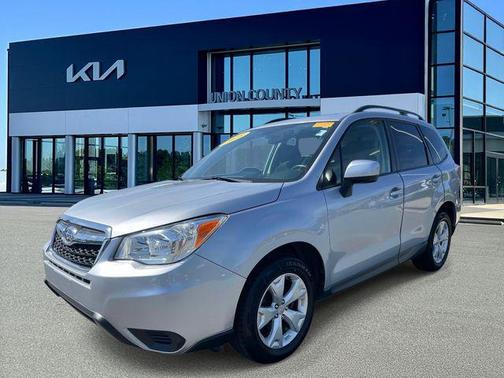 Ice Silver Metallic 2015 Subaru Forester 2.5i Premium