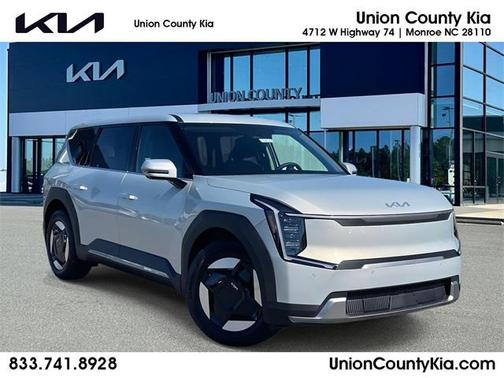 2026 Kia EV9 Light Long Range