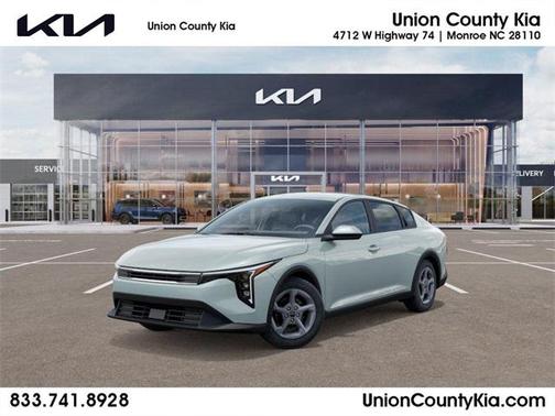 2025 Kia K4 LXS