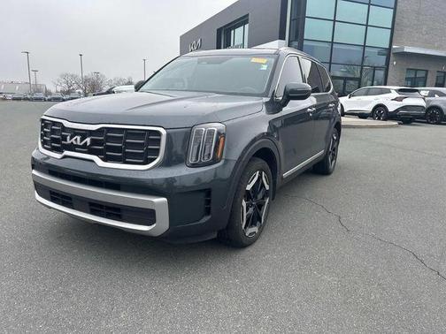 2023 Kia Telluride S