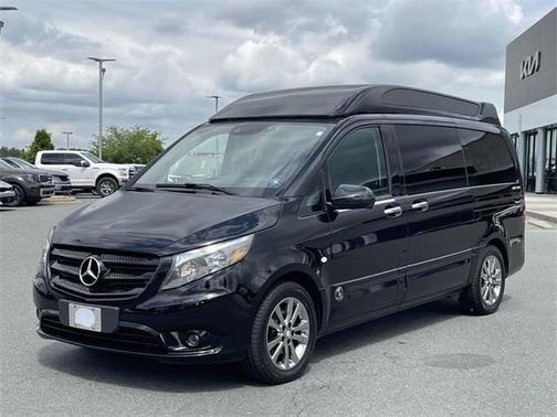 2016 Mercedes-Benz Metris Base