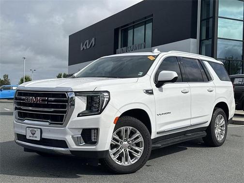 2023 GMC Yukon SLT