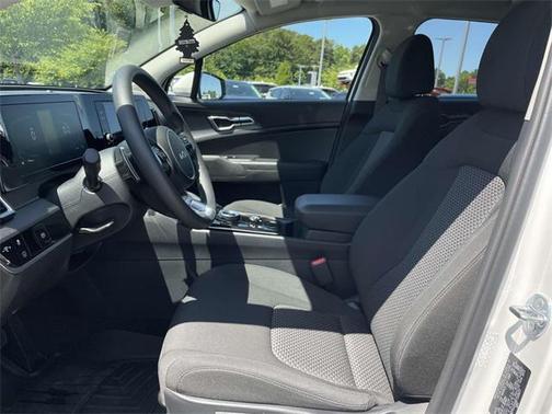 2024 Kia Sportage Hybrid LX