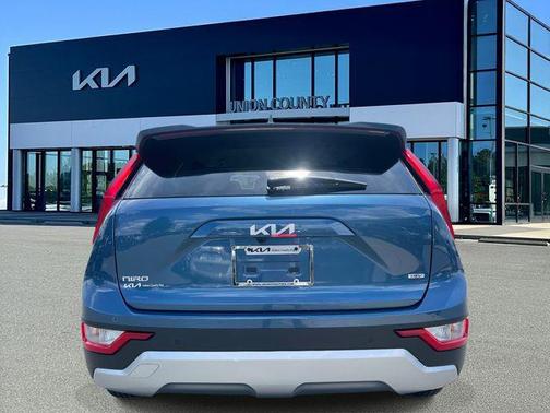 Mineral Blue 2026 Kia Niro EX