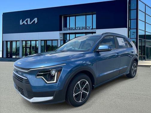 Mineral Blue 2026 Kia Niro EX