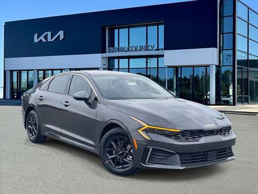 2026 Kia K5 LXS FWD