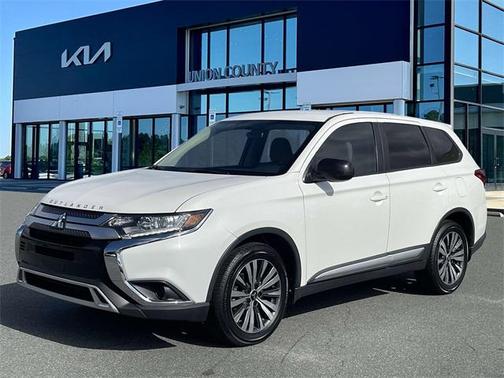 2019 Mitsubishi Outlander ES