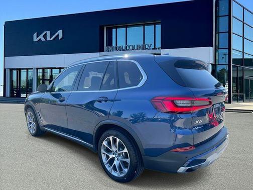 Phytonic Blue Metallic 2019 BMW X5 xDrive40i