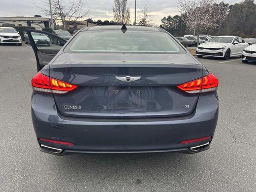 2015 Hyundai Genesis 3.8